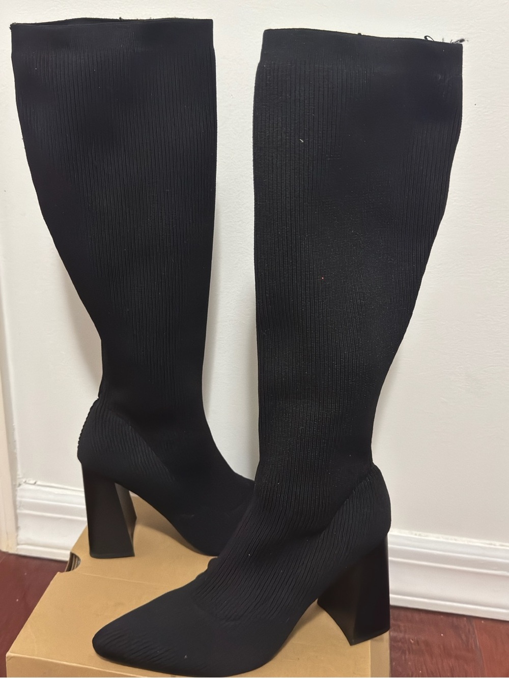 Forever 21 Black Ribbed Knit stretch Knee Boots Block Heel Size 8 US - Picture 4 of 13